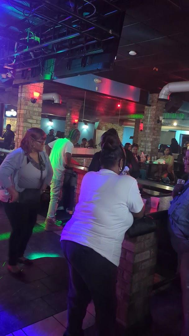 Downriver Bar and Grill